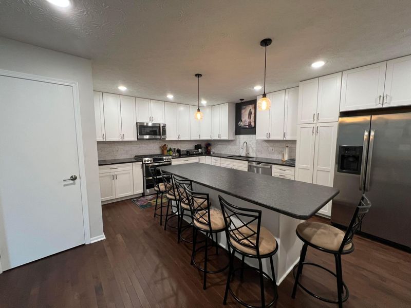 4689 Parrau Drive, Unit 61A, Columbus, OH 43228 Photo 4