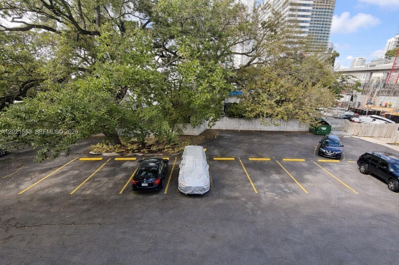143 SW 9th St, Unit 106, Miami, FL 33130 Photo