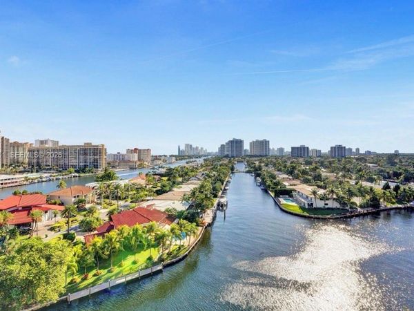 137 Golden Isles Dr , Unit 1006, Hallandale Beach, FL 33009