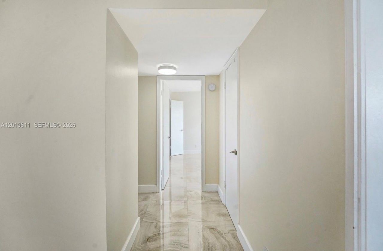 137 Golden Isles Dr , Unit 1006, Hallandale Beach, FL 33009 Photo