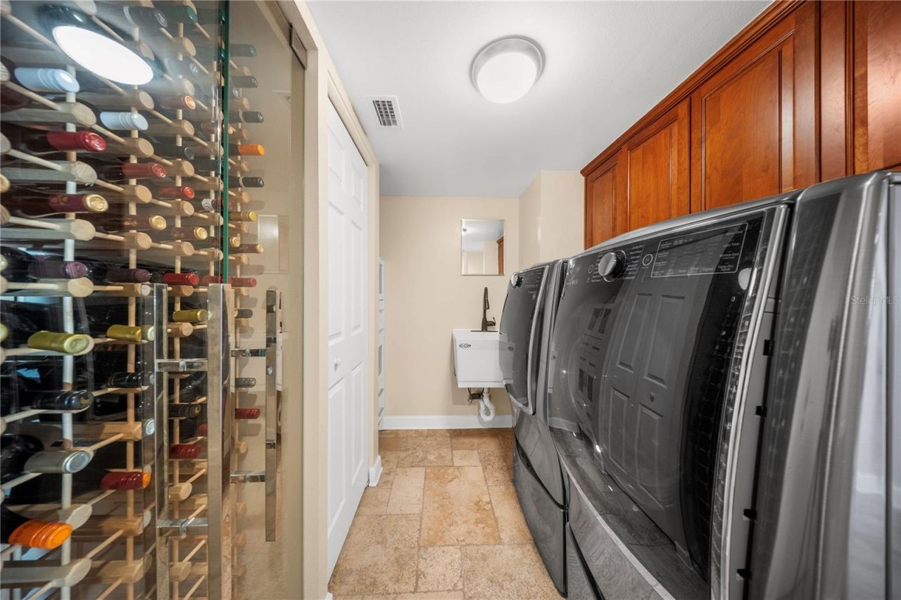 12416 Stillwater Terrace Drive, Tampa, FL 33618 Photo