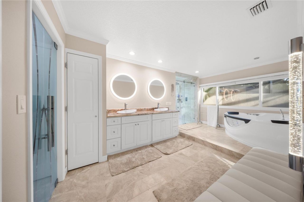 12416 Stillwater Terrace Drive, Tampa, FL 33618 Photo
