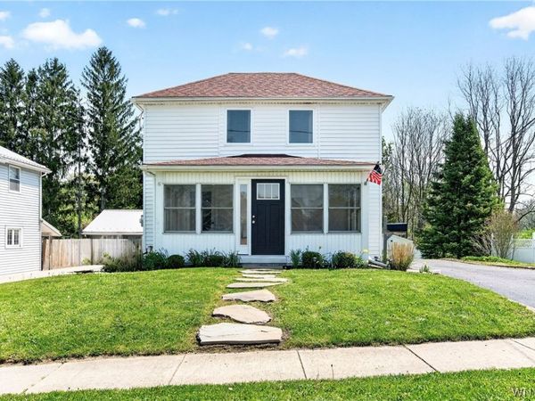 26 Buell Street, Akron, NY 14001