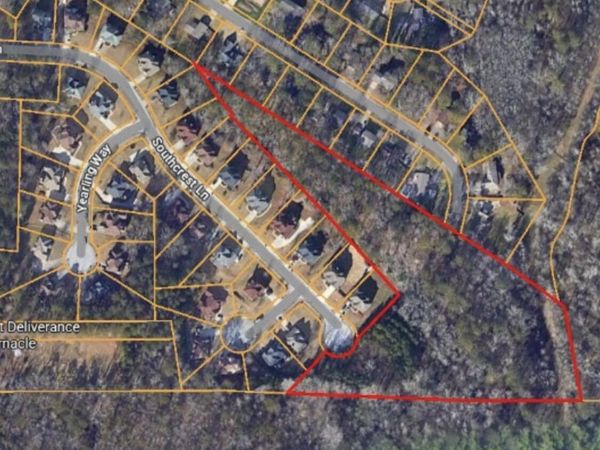 5770 Southcrest Lane, Lithonia, GA 30038