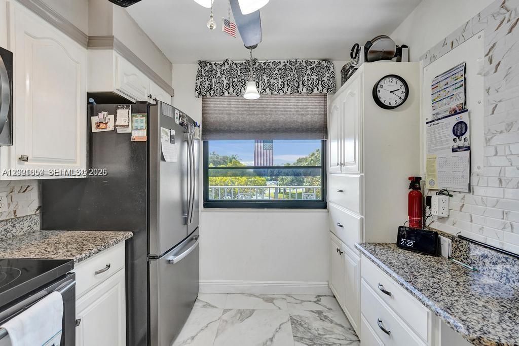1502 Whitehall Dr, Unit 305, Davie, FL 33324 Photo