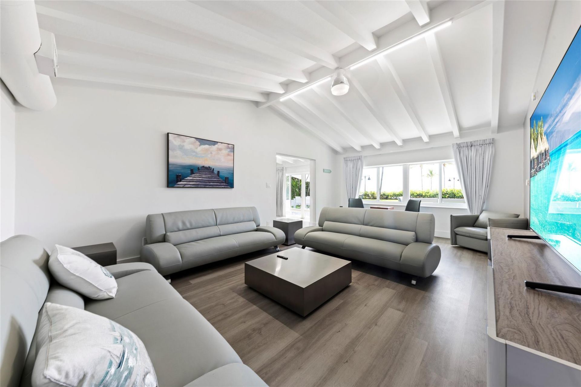 1663 N Fort Lauderdale Beach Boulevard, Fort Lauderdale, FL 33305 Photo