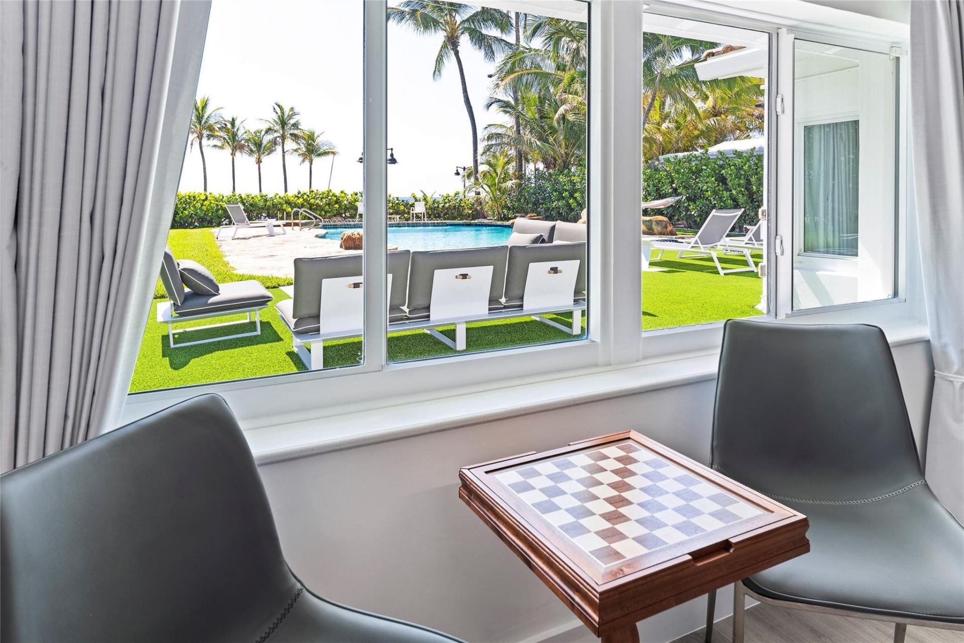 1663 N Fort Lauderdale Beach Boulevard, Fort Lauderdale, FL 33305 Photo