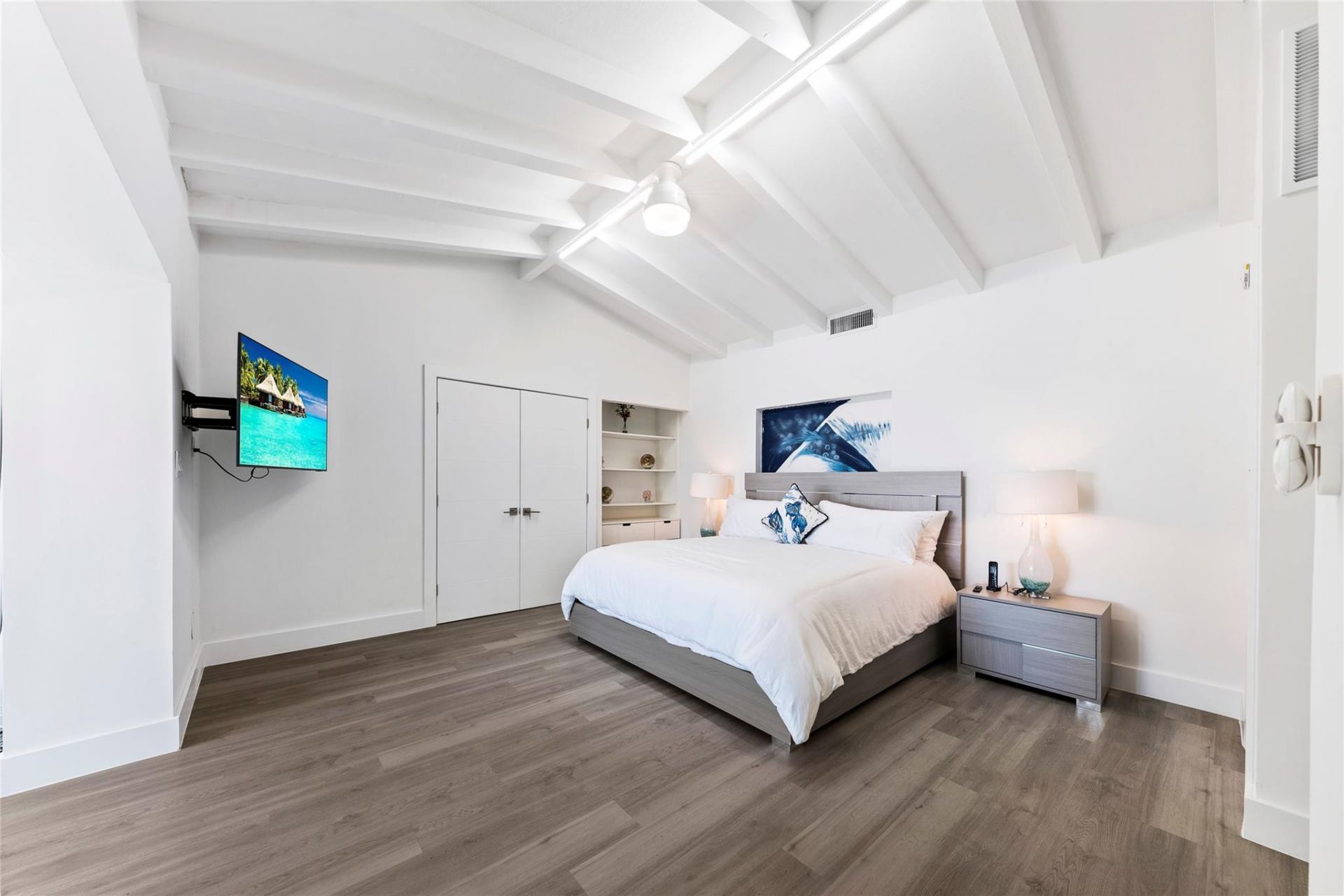 1663 N Fort Lauderdale Beach Boulevard, Fort Lauderdale, FL 33305 Photo