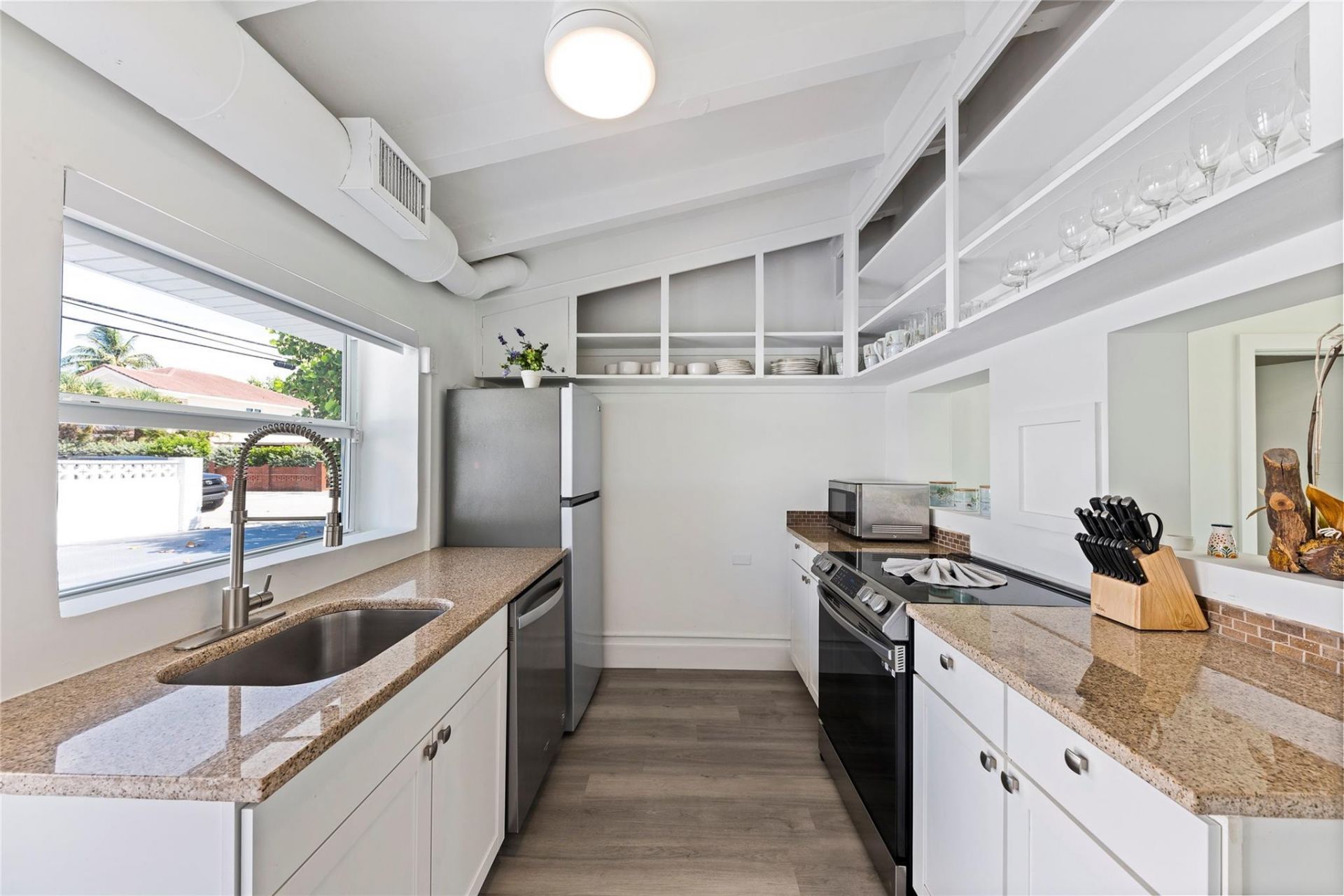 1663 N Fort Lauderdale Beach Boulevard, Fort Lauderdale, FL 33305 Photo