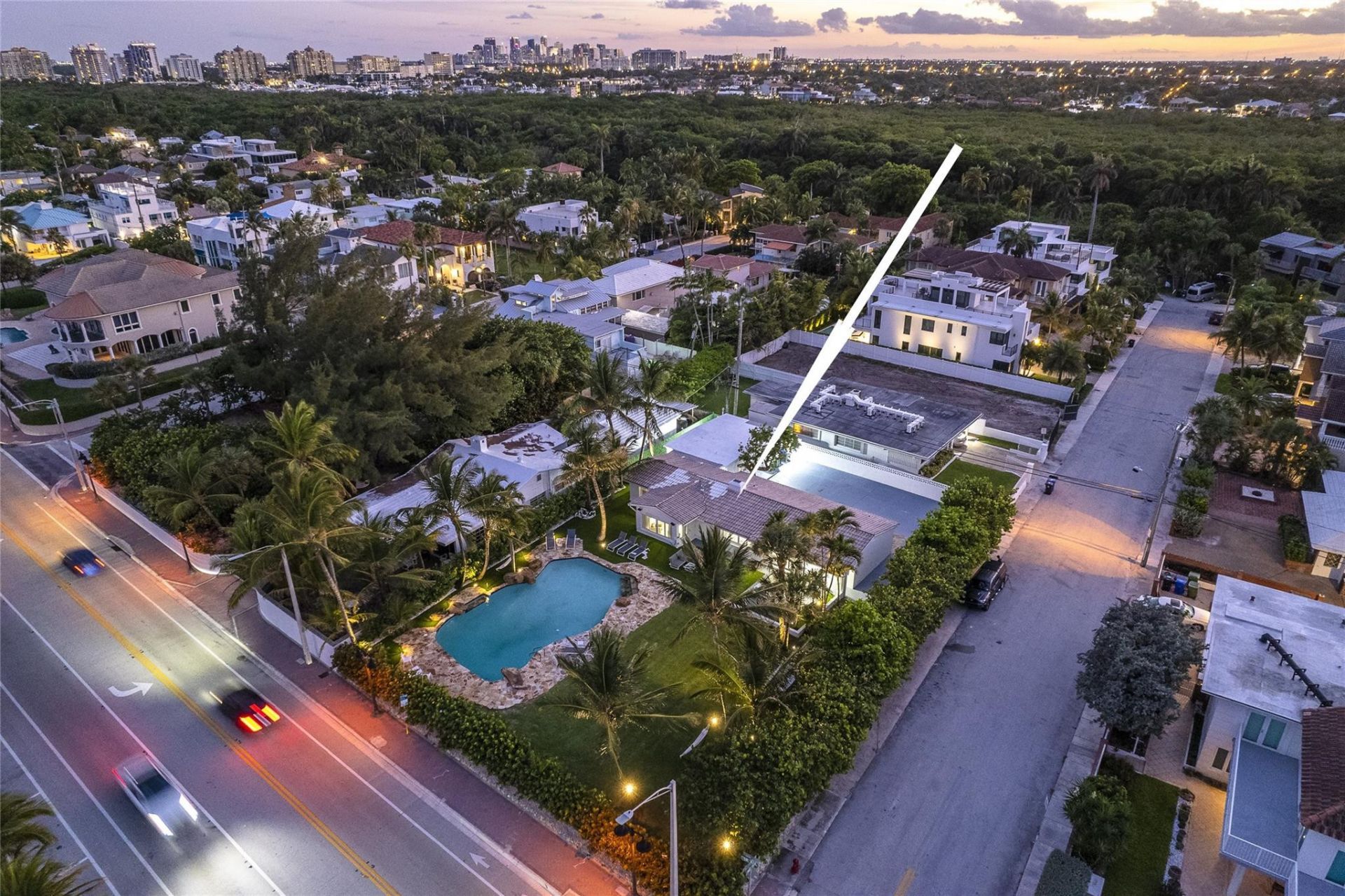 1663 N Fort Lauderdale Beach Boulevard, Fort Lauderdale, FL 33305 Photo
