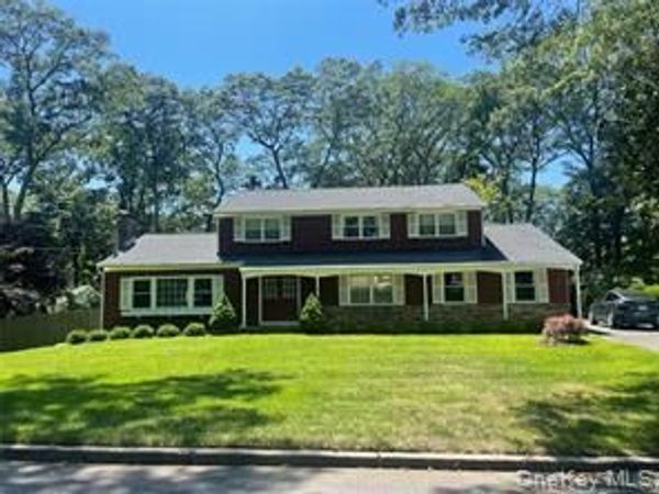 4 Cornwallis Road , East Setauket, NY 11733