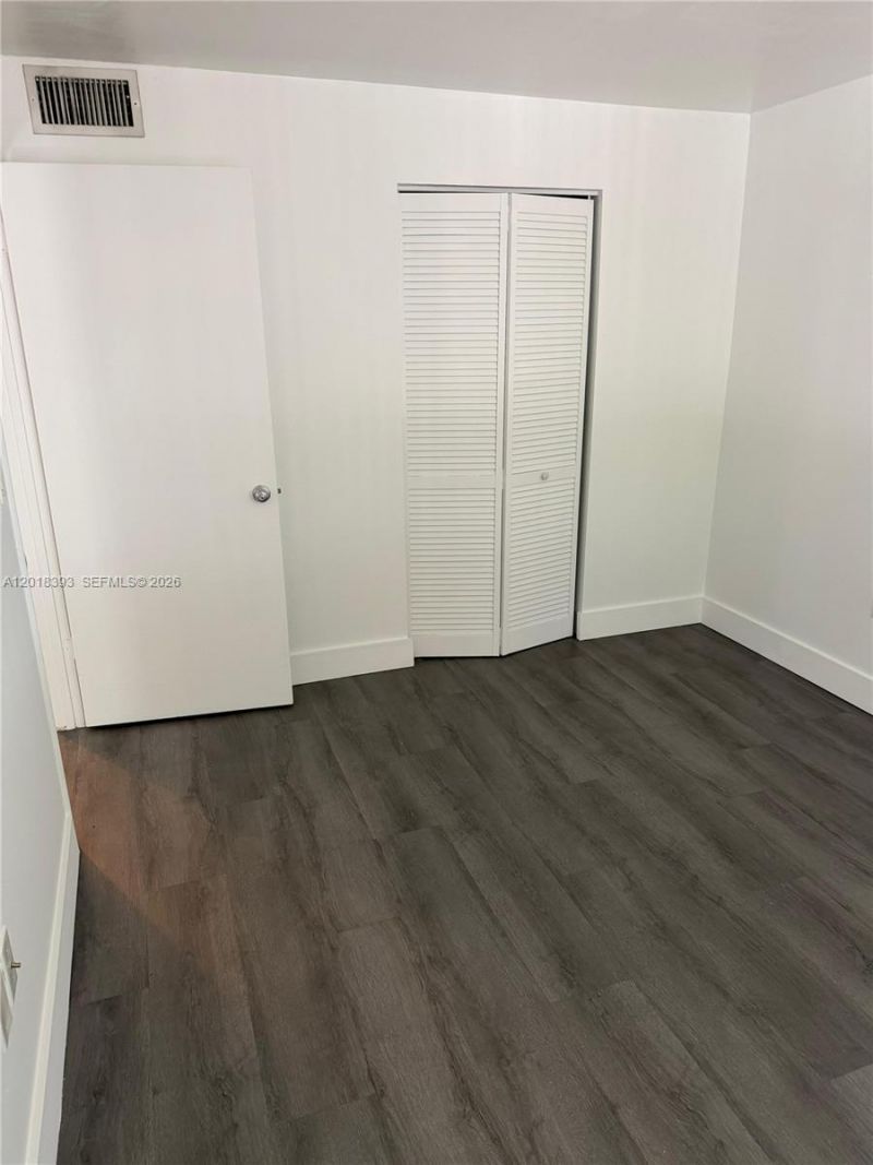 1740 NW N River Dr , Unit 325, Miami, FL 33125 Photo