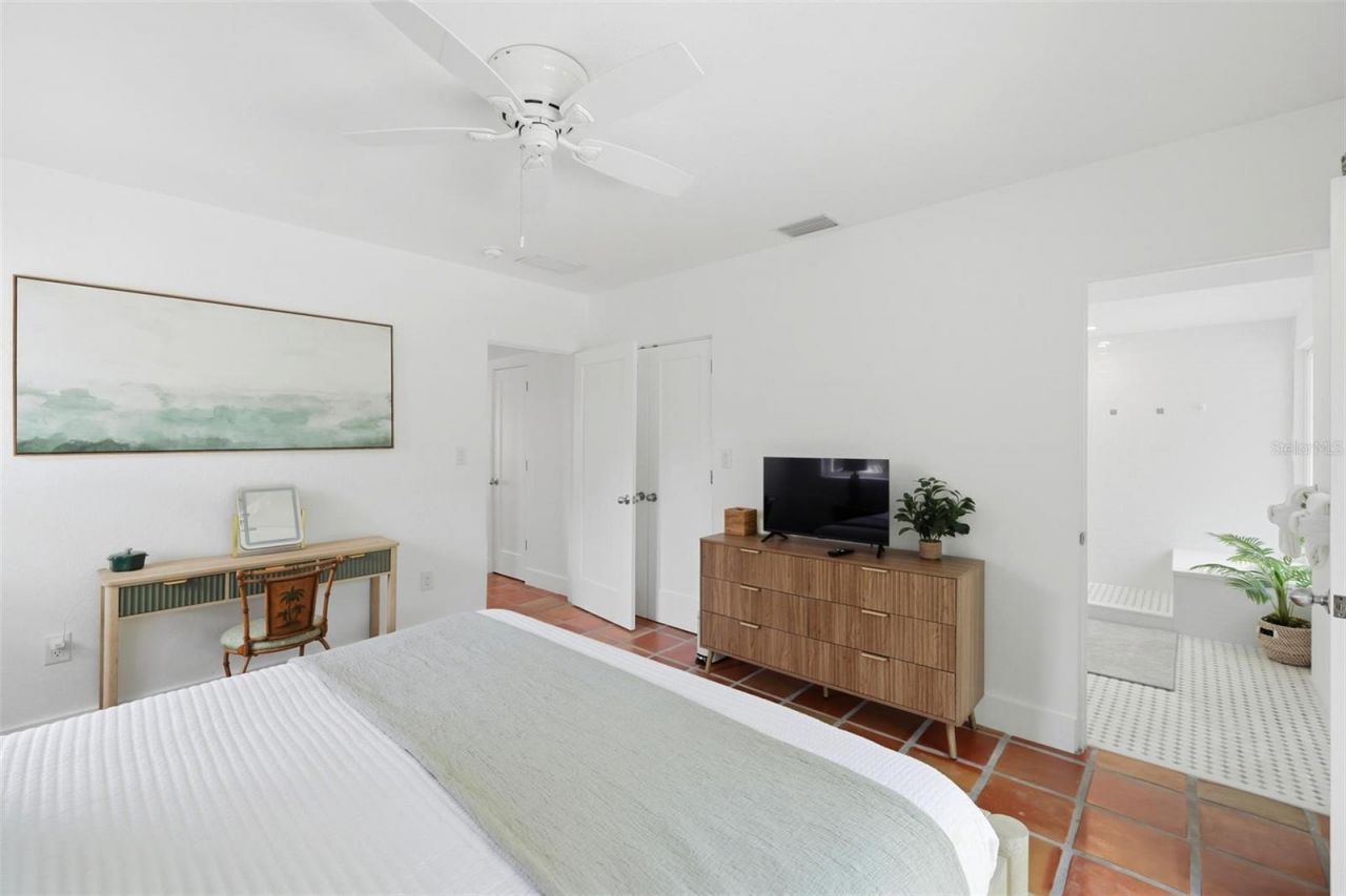 409 N Washington Drive, Sarasota, FL 34236 Photo