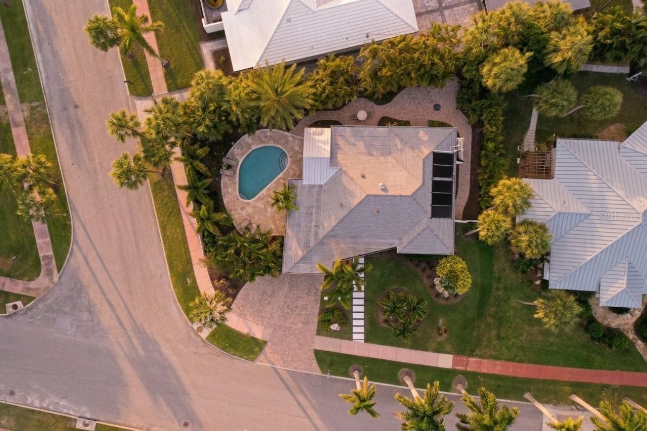409 N Washington Drive, Sarasota, FL 34236 Photo