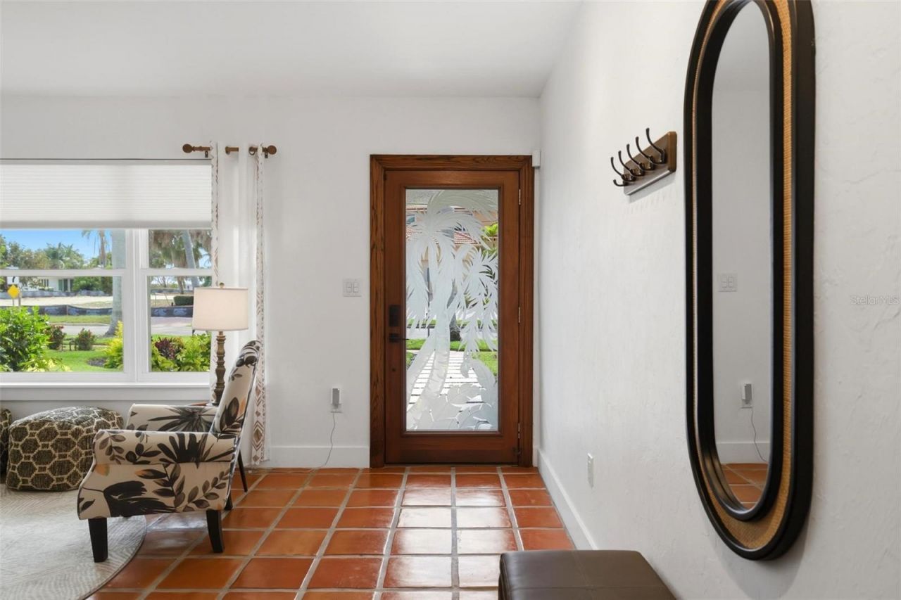 409 N Washington Drive, Sarasota, FL 34236 Photo