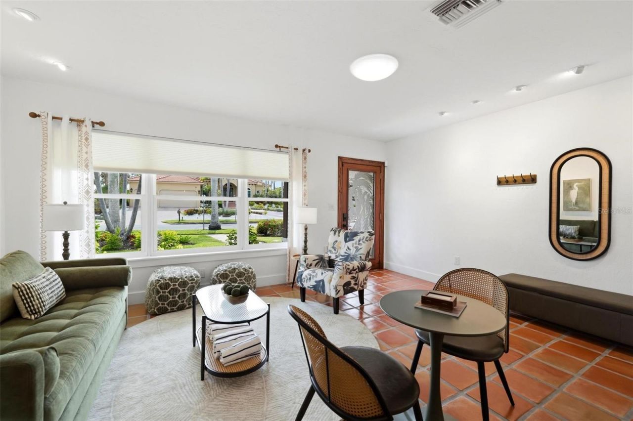 409 N Washington Drive, Sarasota, FL 34236 Photo