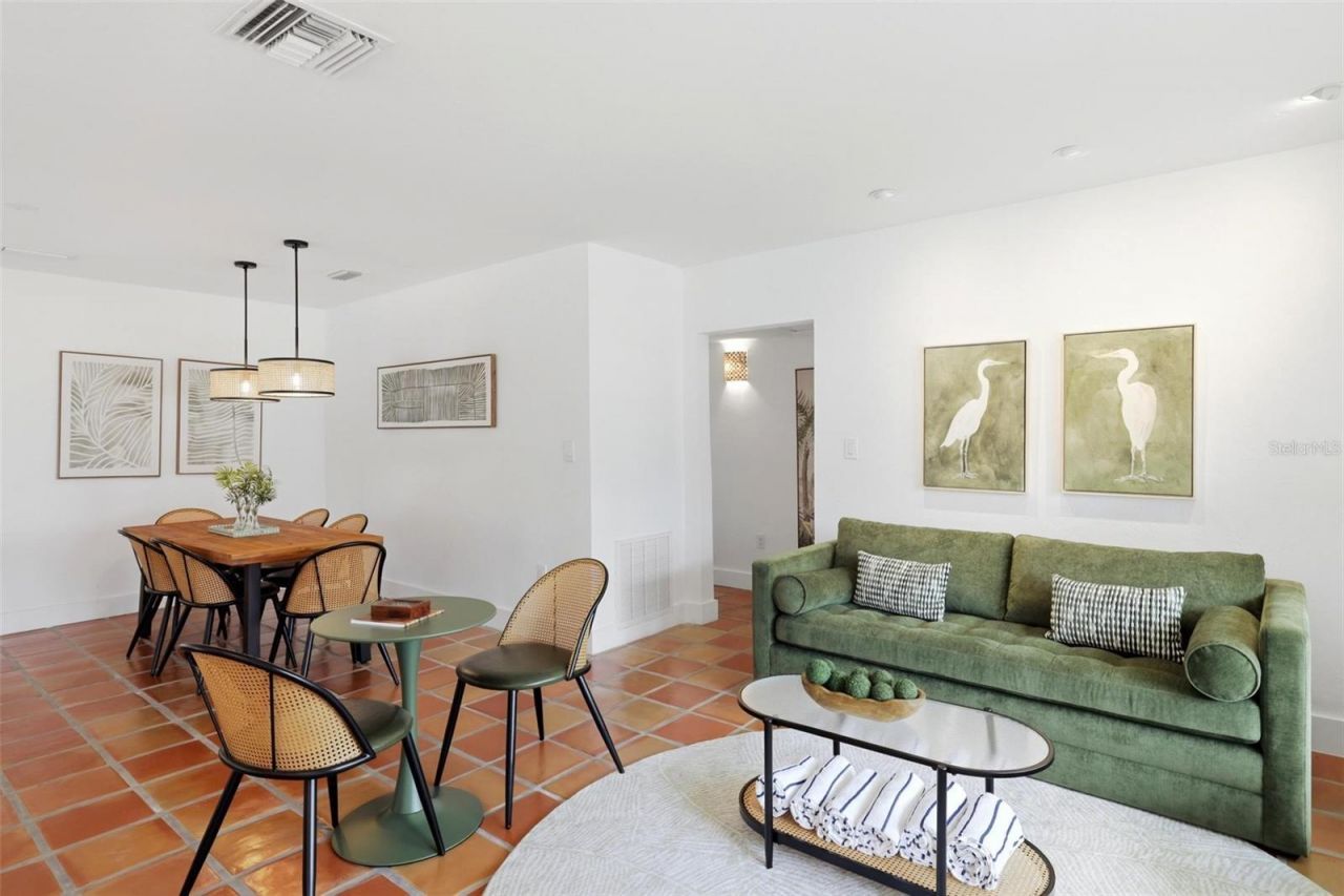 409 N Washington Drive, Sarasota, FL 34236 Photo