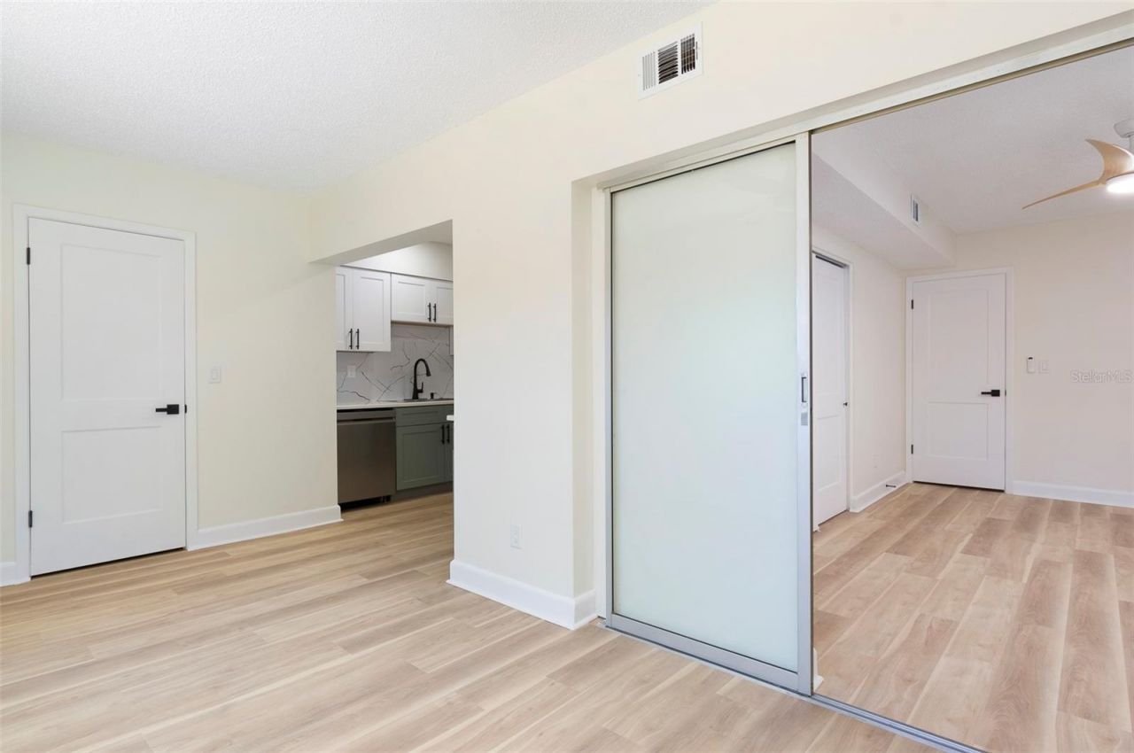 3740 58th Street N, Unit 106, Saint Petersburg, FL 33710 Photo