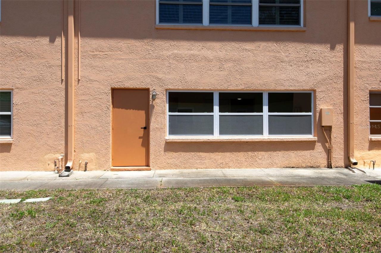 3740 58th Street N, Unit 106, Saint Petersburg, FL 33710 Photo
