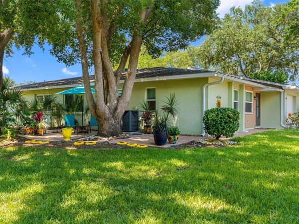 1150 ORANGE TREE CIRCLE E, Unit D, PALM HARBOR, FL 34684