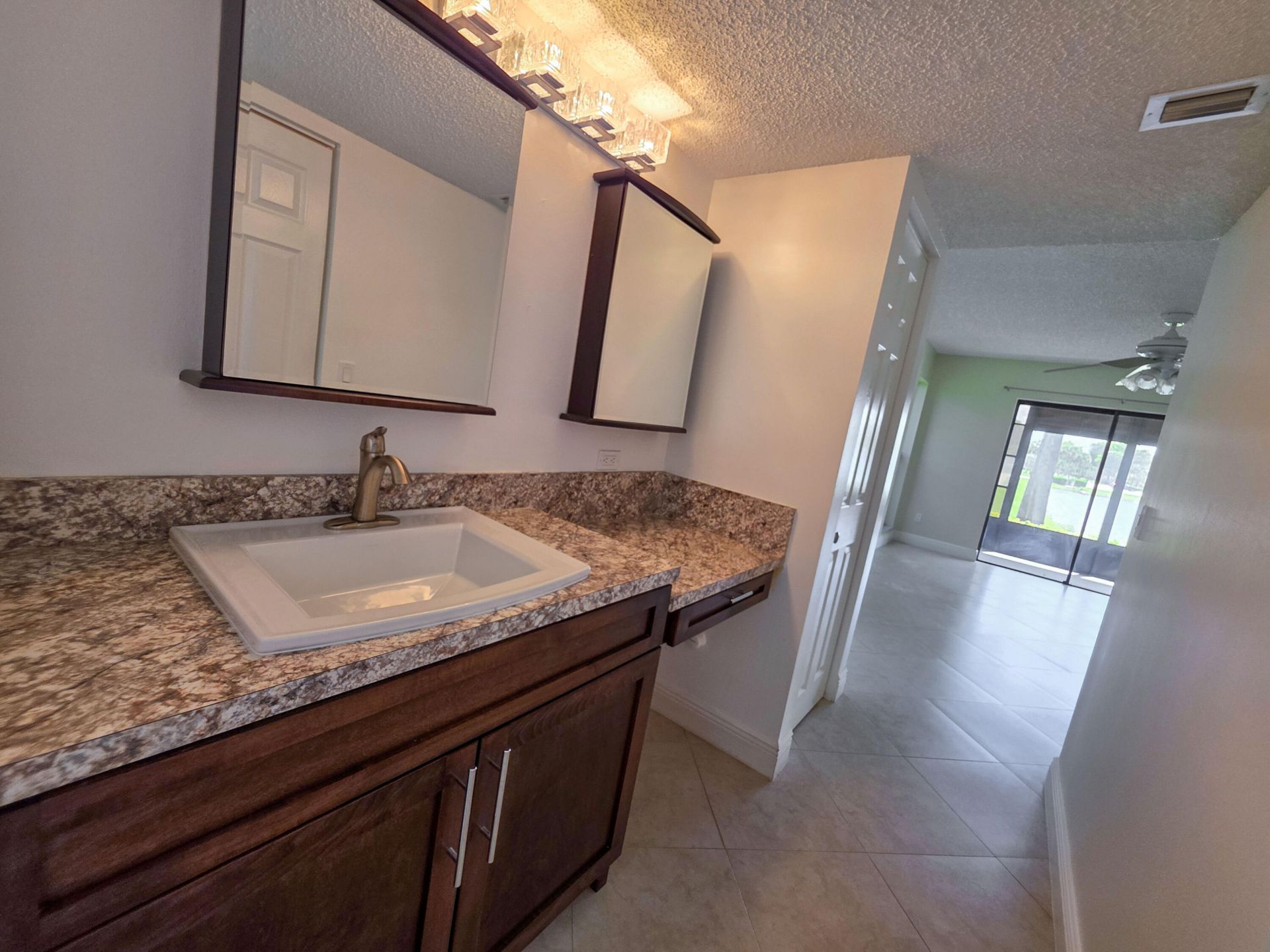7892 Willow Spring Drive, Unit 1511, Lake Worth, FL 33467 Photo