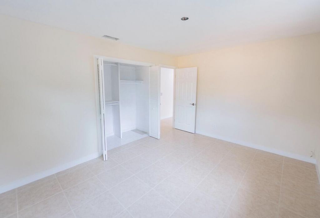 1867 Windsor Drive, North Palm Beach, FL 33408 Photo