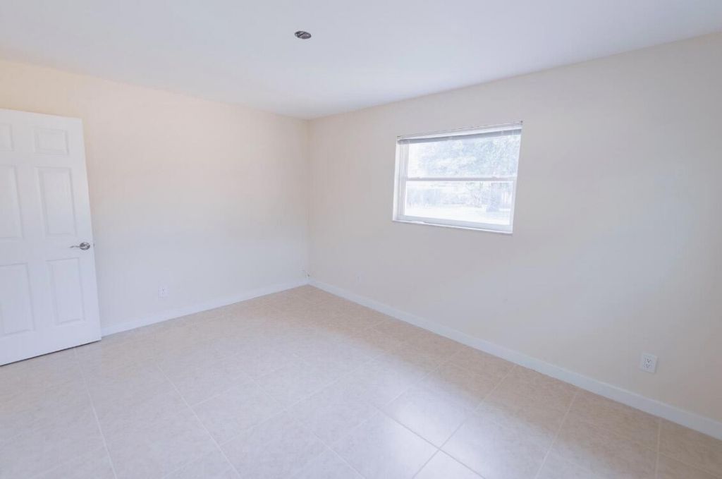 1867 Windsor Drive, North Palm Beach, FL 33408 Photo