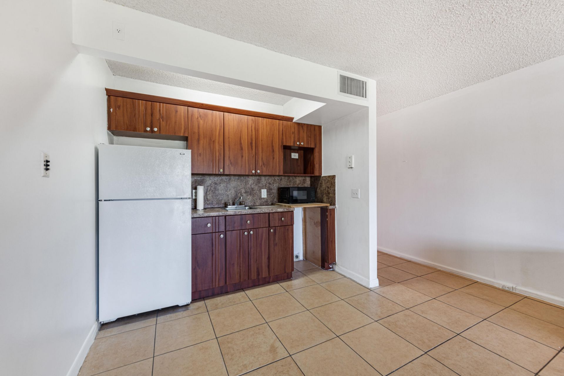 1400 SW 124th Terrace, Unit 406q, Pembroke Pines, FL 33027 Photo