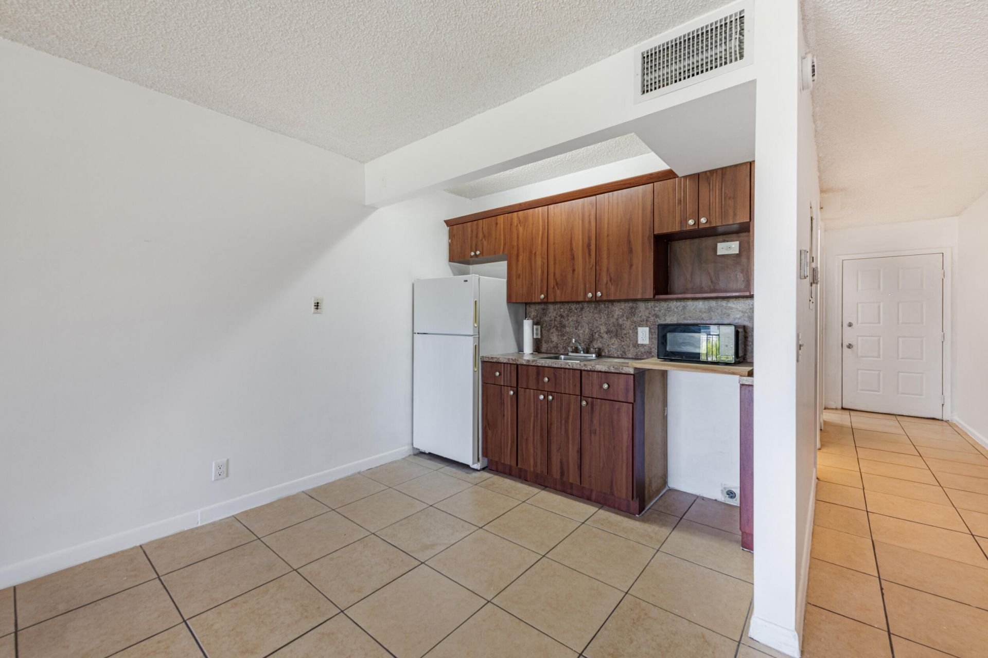 1400 SW 124th Terrace, Unit 406q, Pembroke Pines, FL 33027 Photo