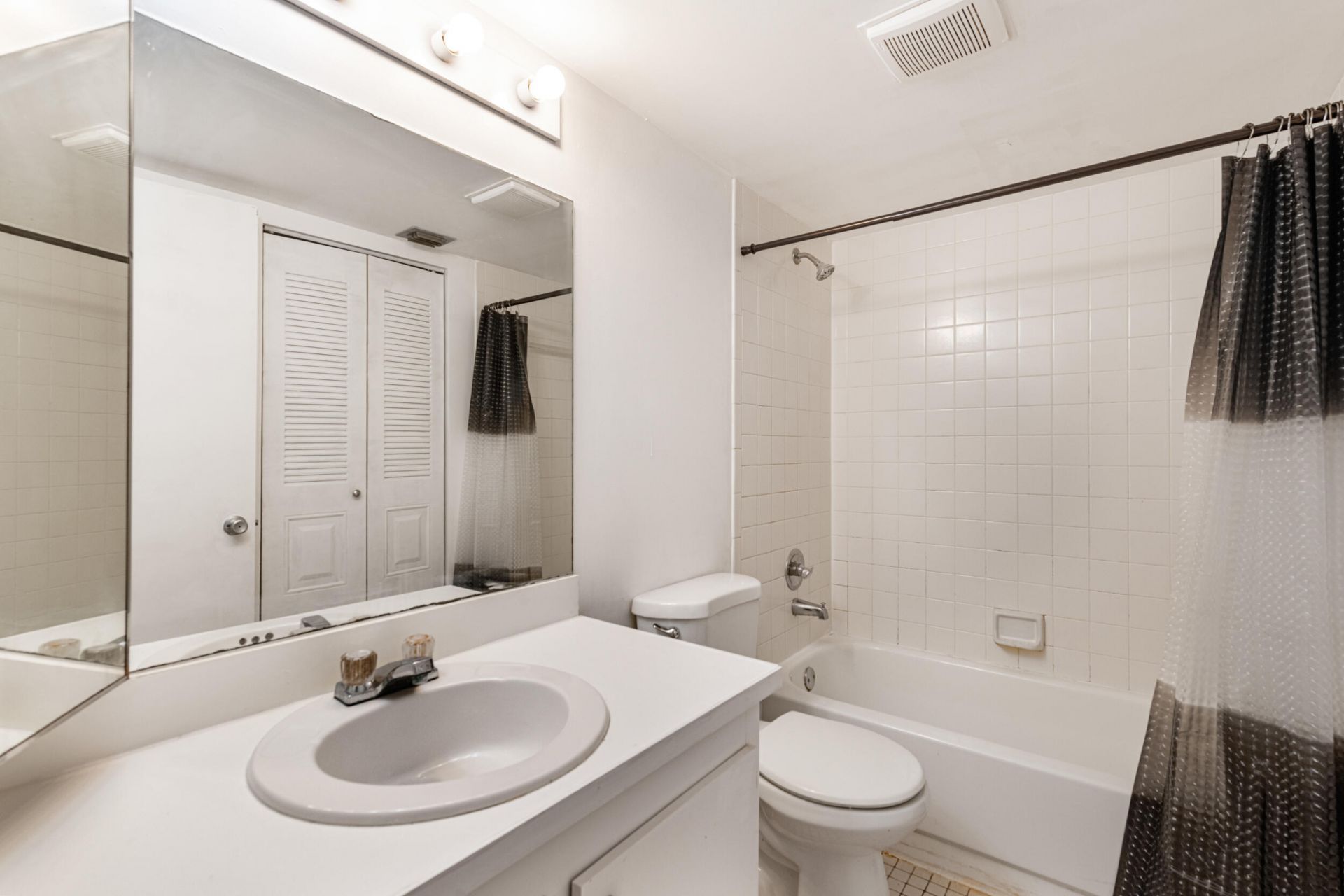 1400 SW 124th Terrace, Unit 406q, Pembroke Pines, FL 33027 Photo