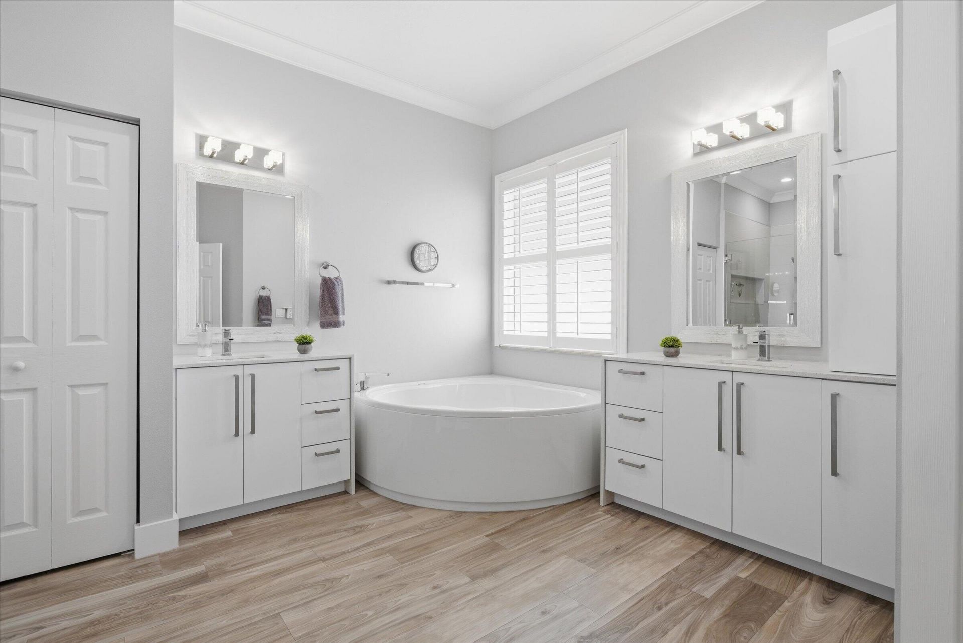 19518 S Whitewater Avenue, Weston, FL 33332 Photo