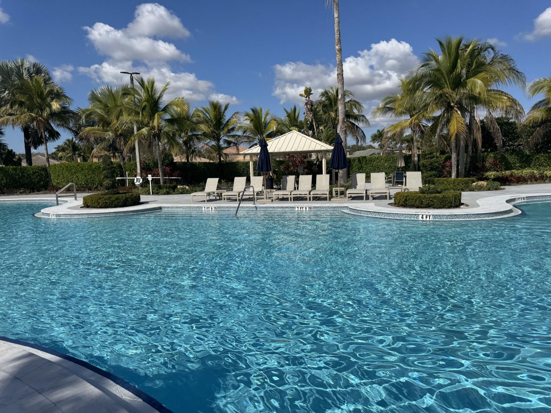 19518 S Whitewater Avenue, Weston, FL 33332 Photo