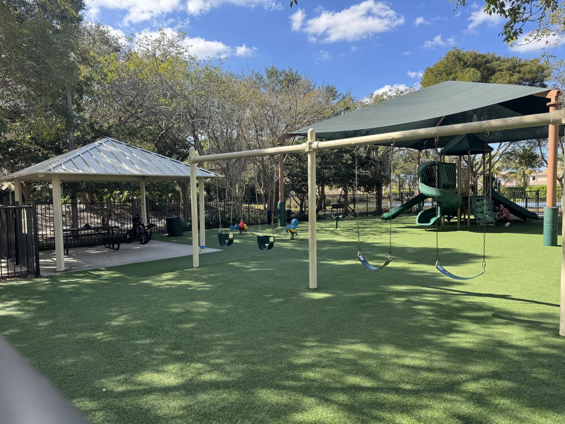 19518 S Whitewater Avenue, Weston, FL 33332 Photo