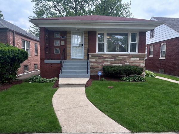 12211 S Lafayette Avenue , Chicago, IL 60628