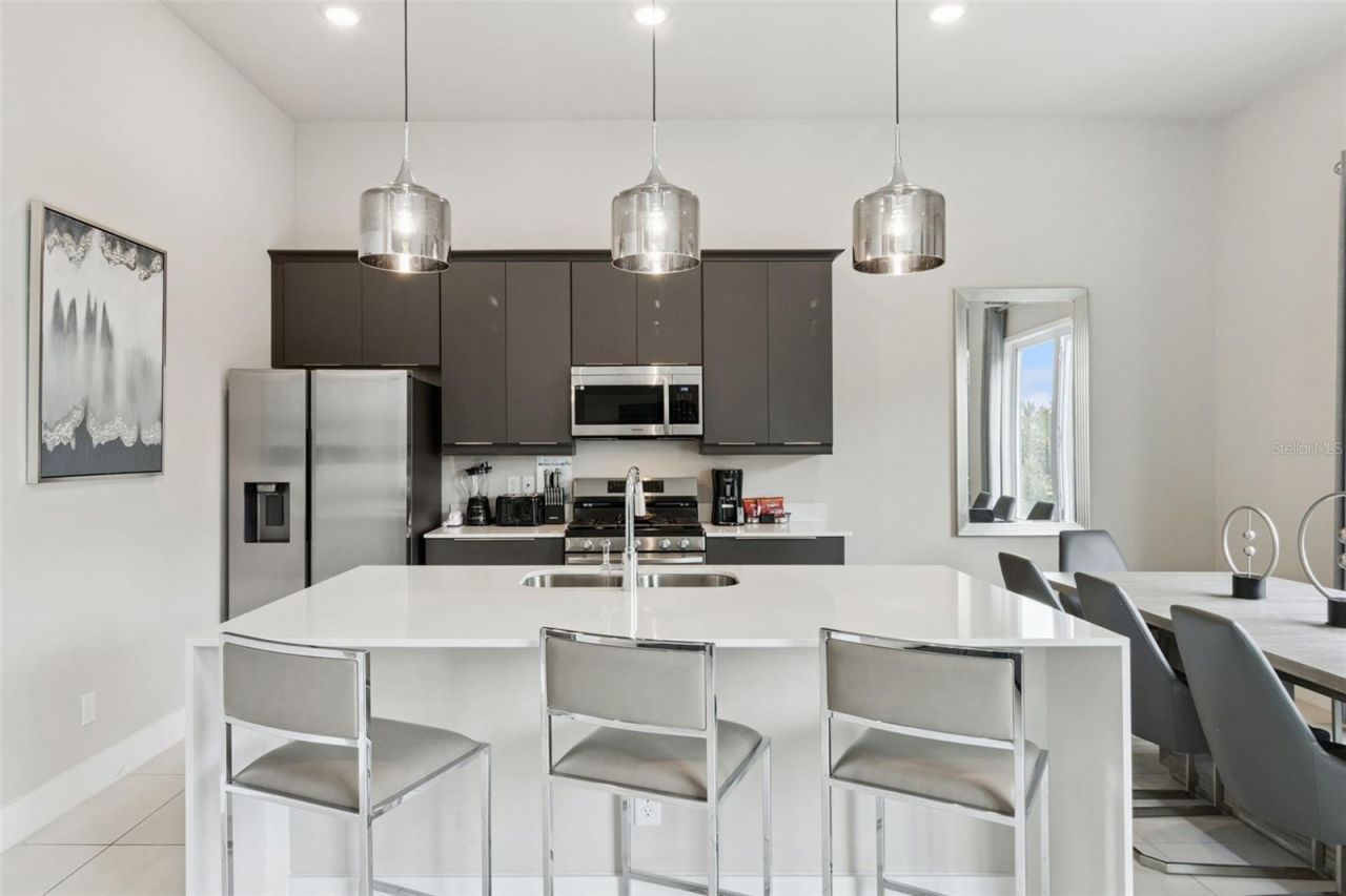 7760 Sandy Ridge Drive, Unit 214, Reunion, FL 34747 Photo