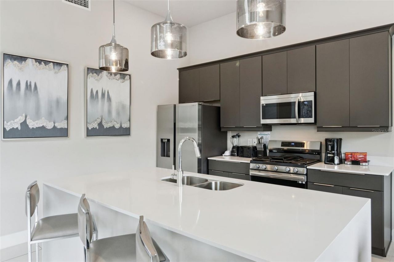 7760 Sandy Ridge Drive, Unit 214, Reunion, FL 34747 Photo