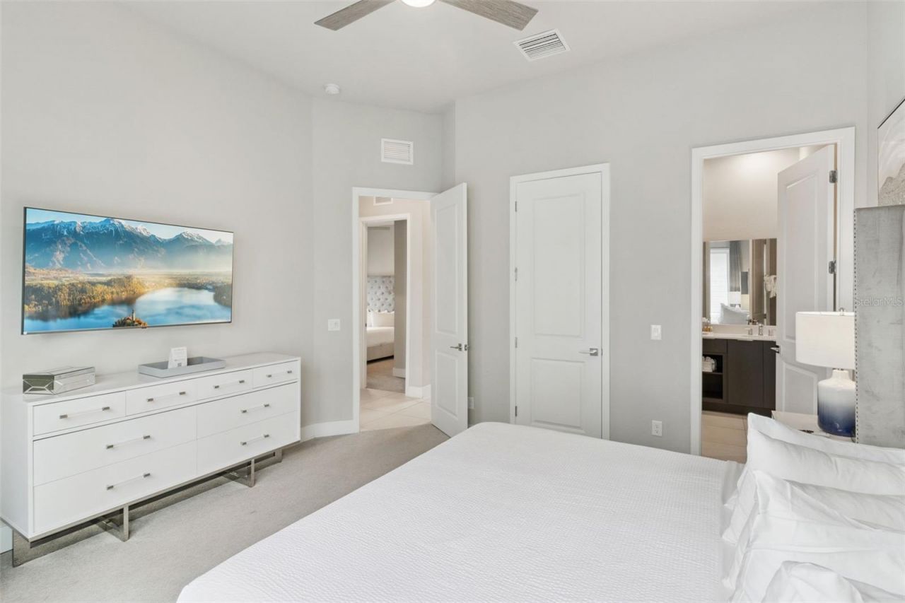 7760 Sandy Ridge Drive, Unit 214, Reunion, FL 34747 Photo