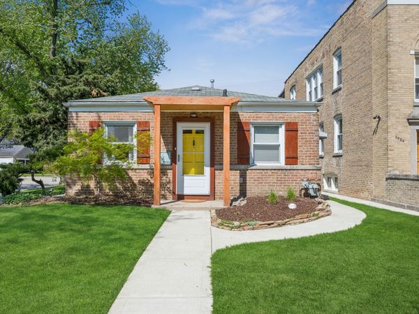 7900 Karlov Avenue , Skokie, IL 60076