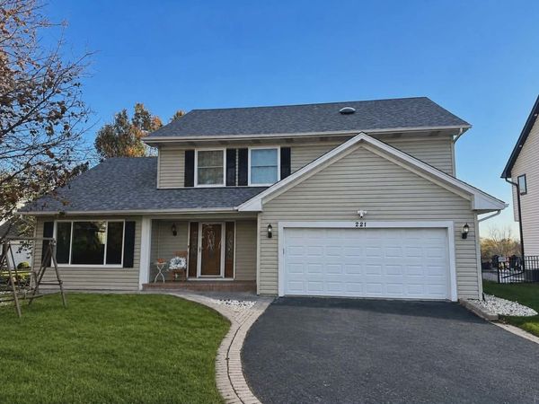 221 Windsor Drive , Bartlett, IL 60103
