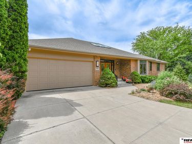4845 Old Creek Road , Lincoln, NE 68516