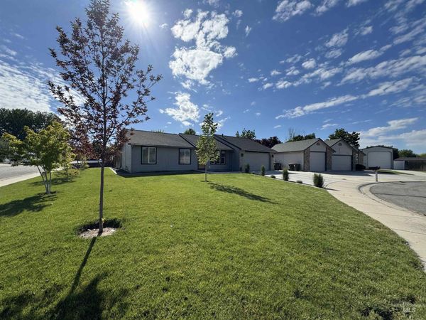 377 W Chrisfield Dr., Meridian, ID 83642