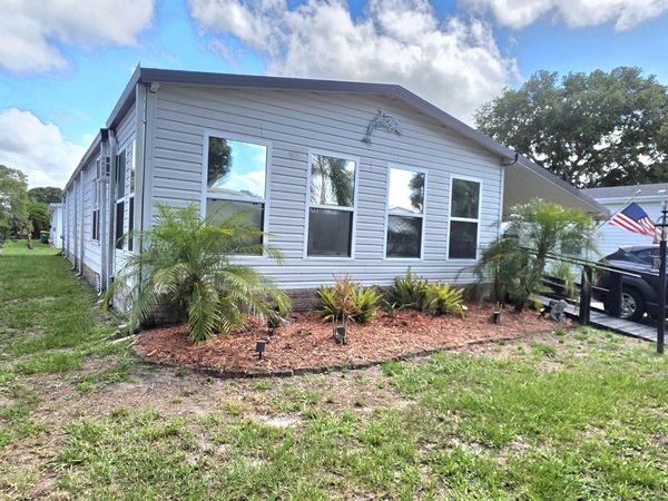579 N Dolphin Circle , Barefoot Bay, FL 32976