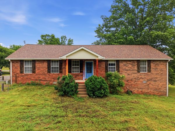 5 Allen Ln, Brush Creek, TN 38547