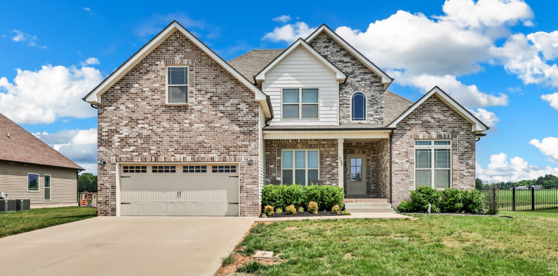 717 High Plains Drive , Clarksville, TN 37043 Main Photo