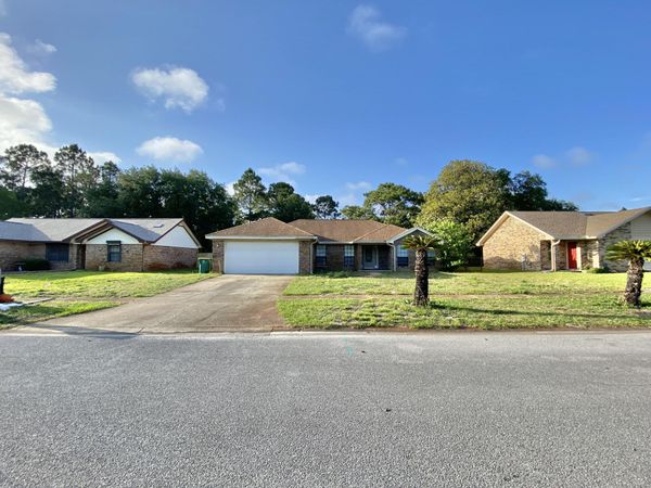 1063 Boulevard De La Parisienne, Mary Esther, FL 32569