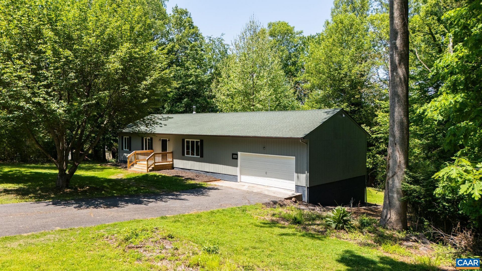 247 Goldenrod Rd, Ruckersville, VA 22968 Main Photo