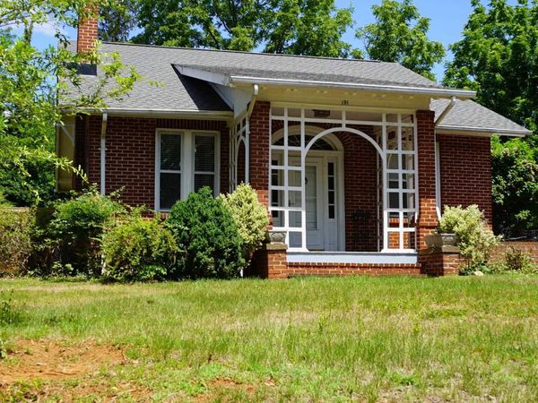 191 BARBOUR ST , Orange, VA 22960