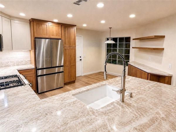 69 Fuente, Rancho Santa Margarita, CA 92688