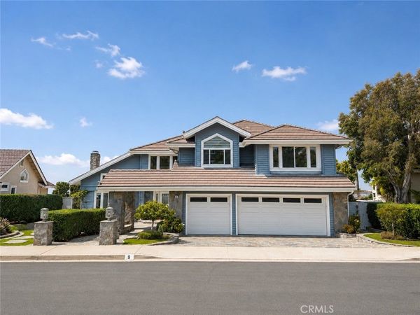 9 Olympus, Irvine, CA 92603