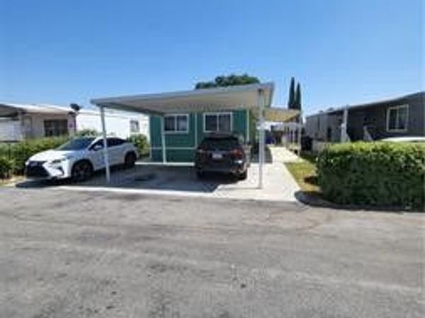 10701 Cedar Avenue, Unit 46, Bloomington, CA 92316